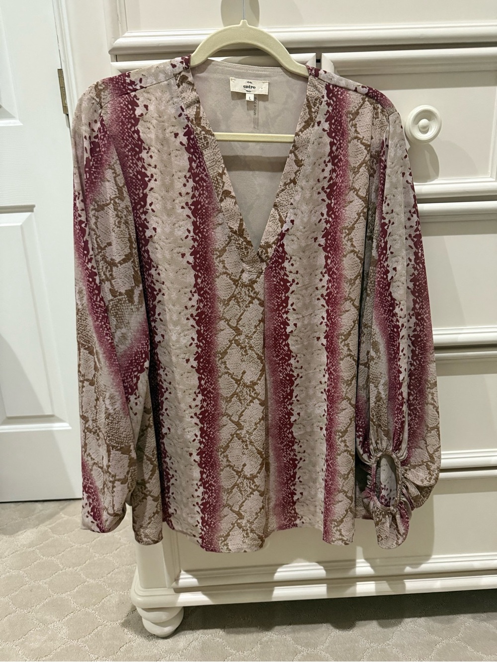 entro Burgundy and Beige Snake-Print V-Neck Blouse